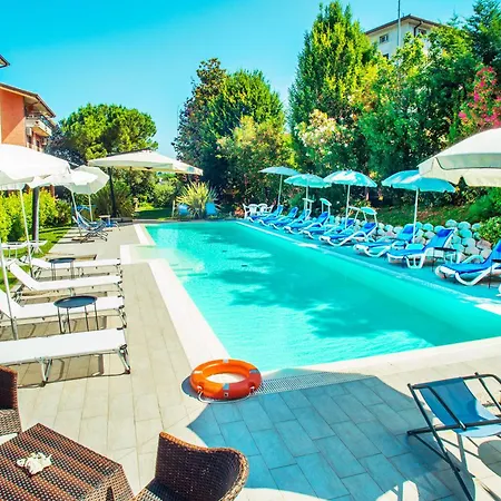 Il Castello Otel 3*